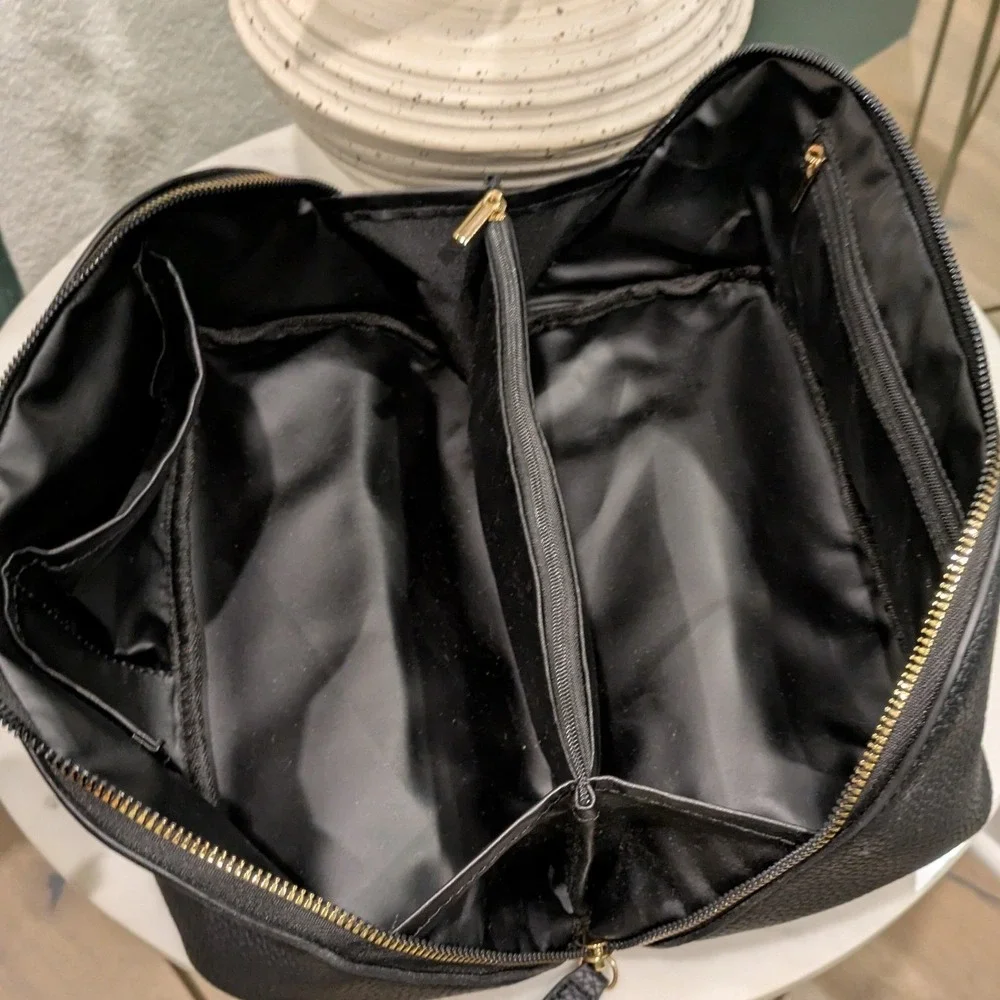 Gina Frankie Pebbled Vegan Leather Makeup Bag Women Large Black Gold Zip Travel